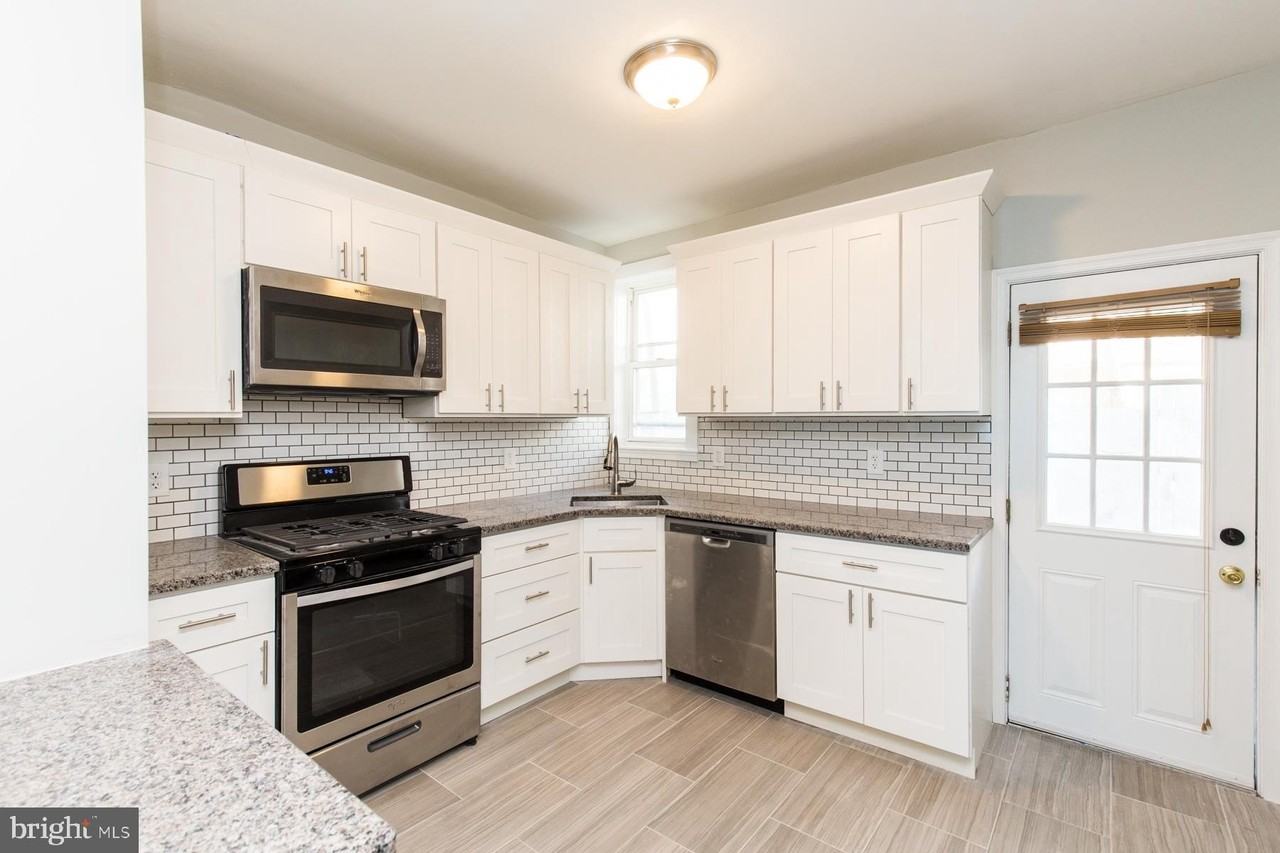 1510 S Dover St - Photo 5 of 22