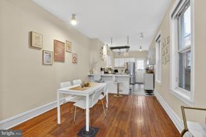 featured image of 2322 Poplar St