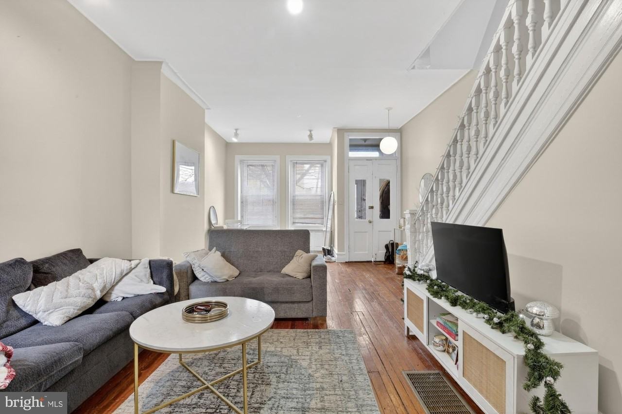 2322 Poplar St - Photo 6 of 30