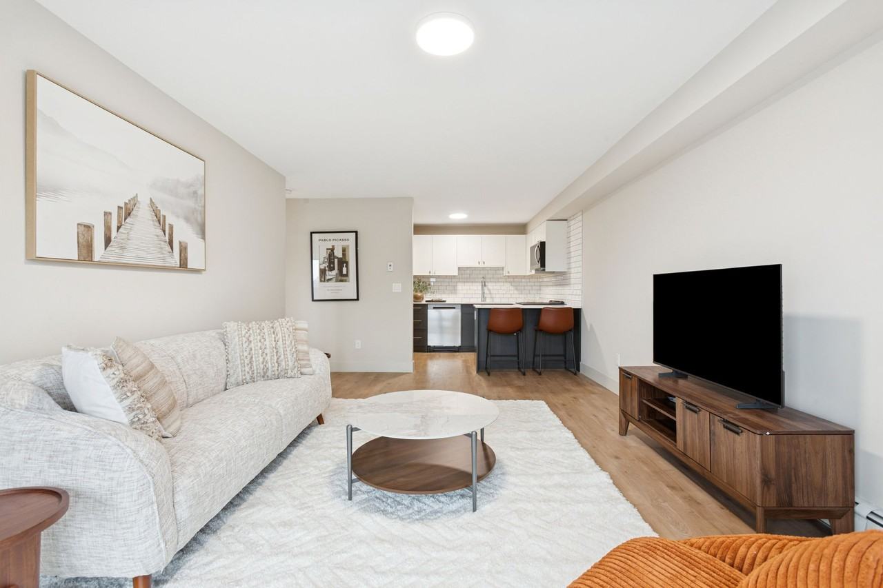 Rent On Oak - Photo 4 of 29