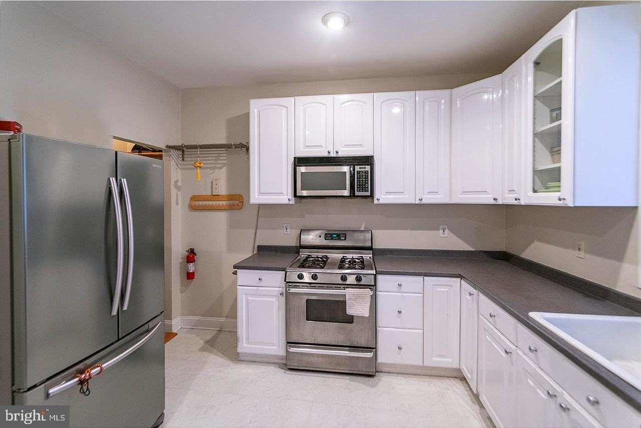 833 N Newkirk St - Photo 2 of 12