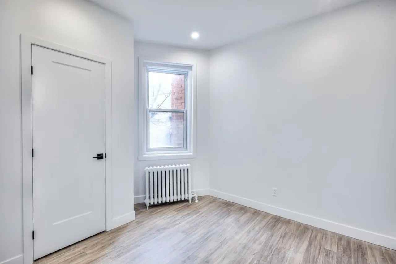 4530 Girouard - Photo 2 of 18