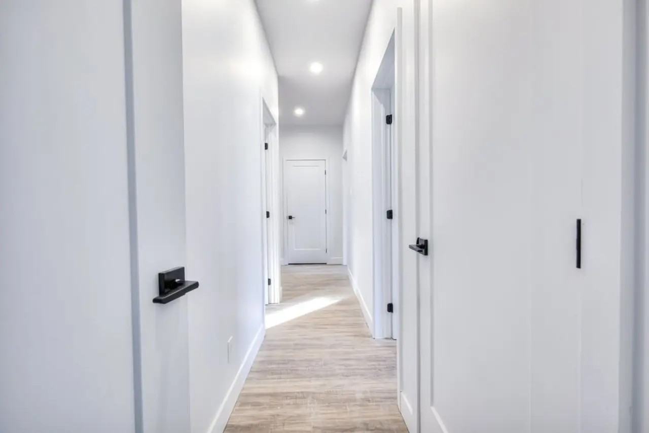 4530 Girouard - Photo 5 of 18