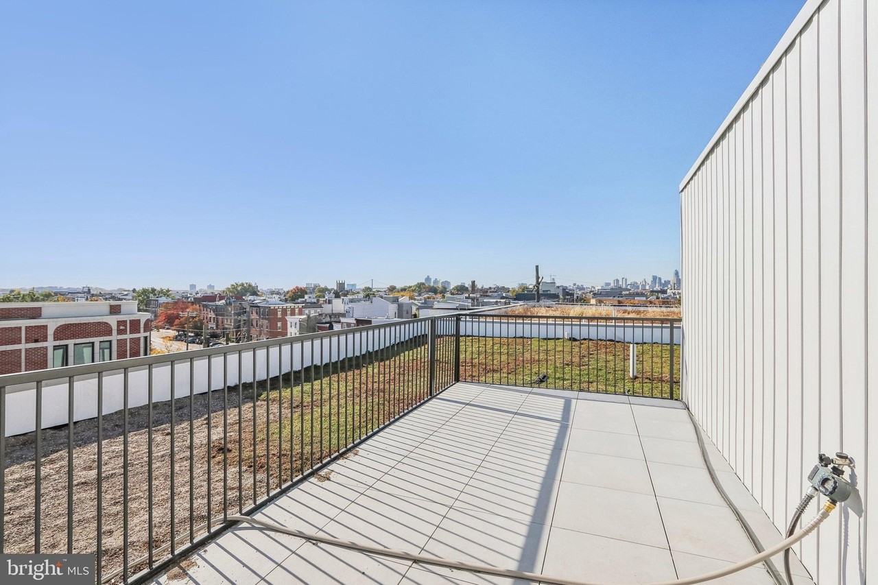 2406 Frankford Ave Unit 21 - Photo 2 of 33