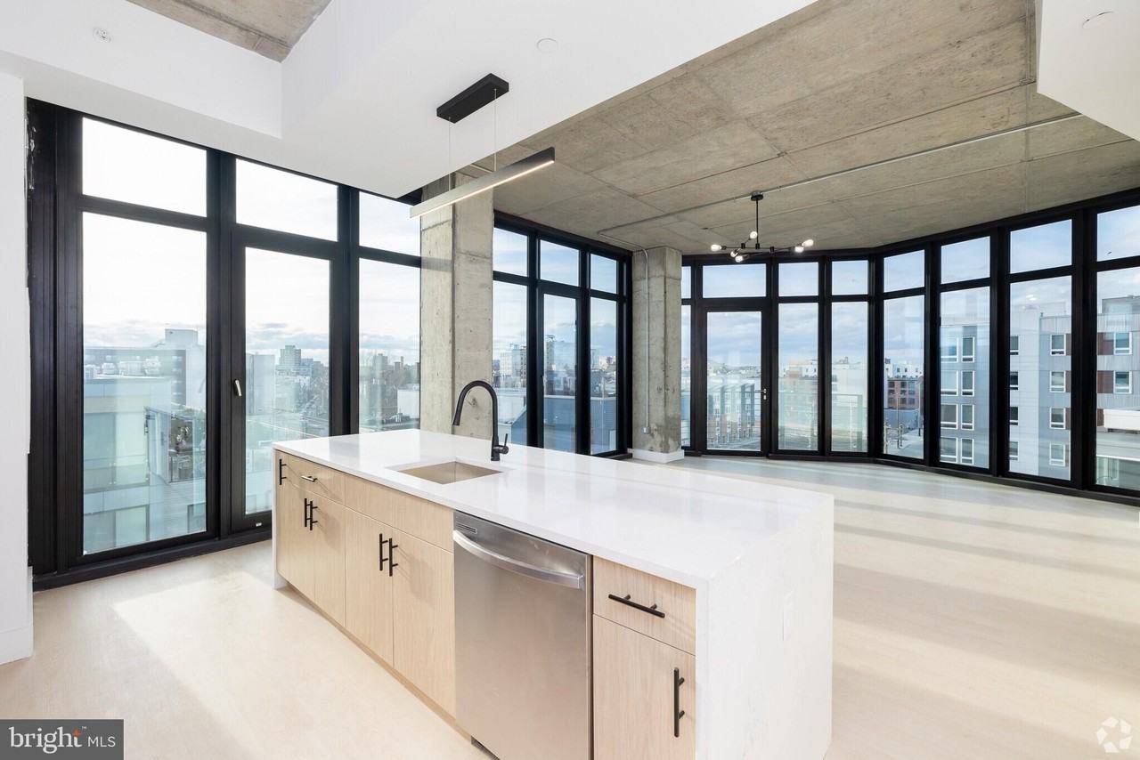 1222 N 2nd St Apt 404 - Photo 4 of 37