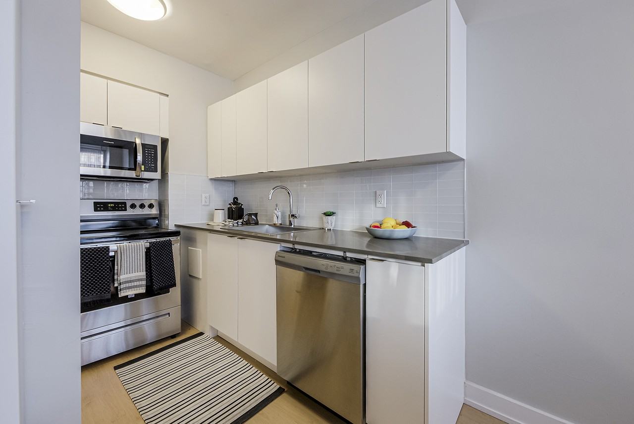 Lord Dufferin Apartments - Photo 2 of 19