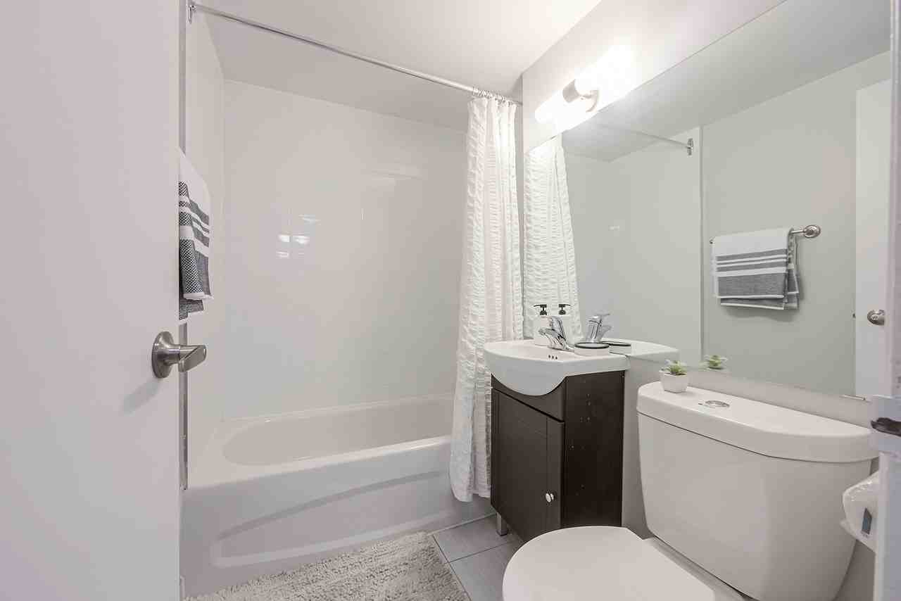 Lord Dufferin Apartments - Photo 6 of 19