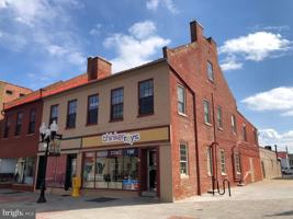 featured image of 104 S Loudoun St Apt 2 #Apt 2