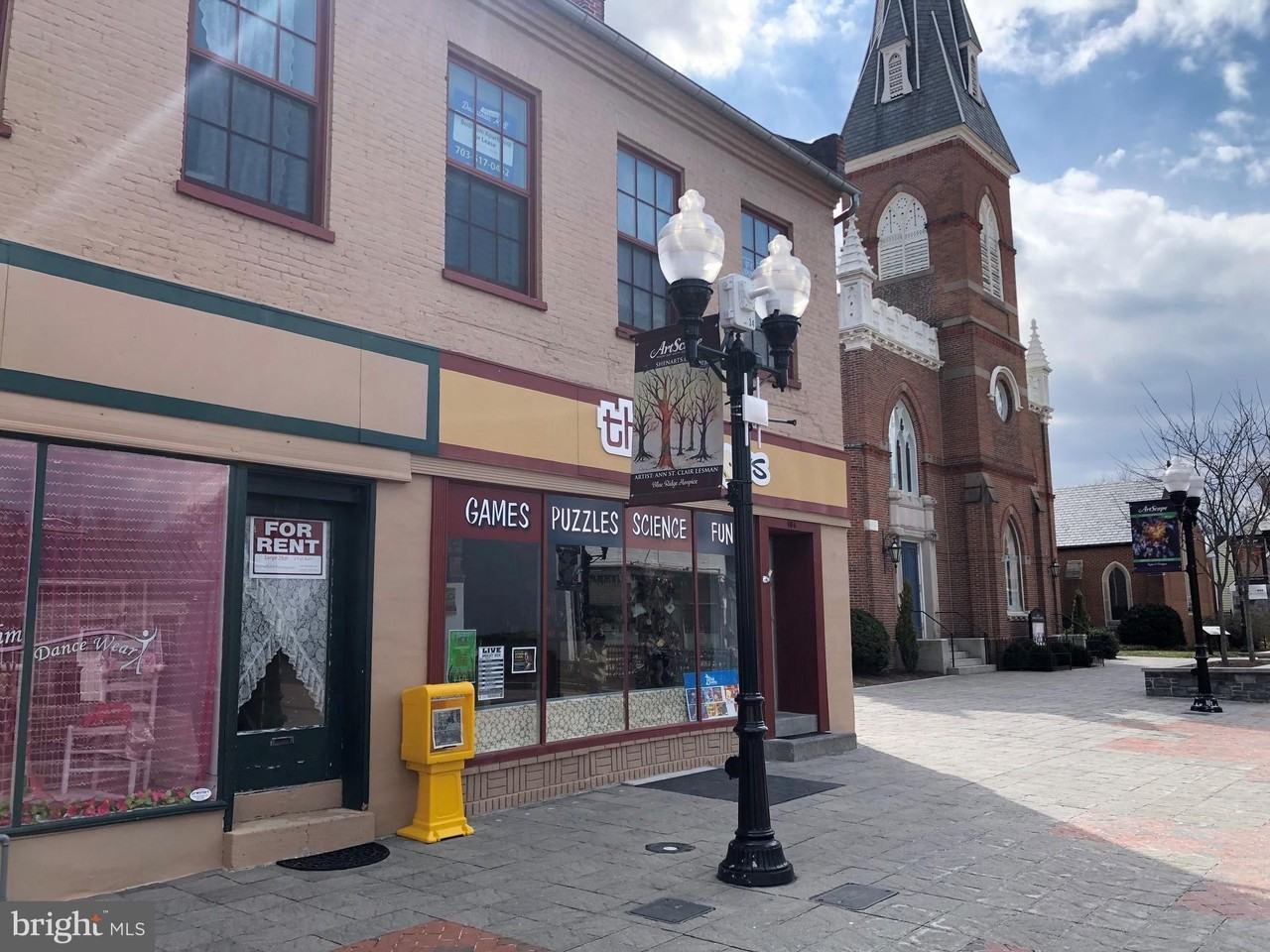 104 S Loudoun St Apt 2 - Photo 2 of 14