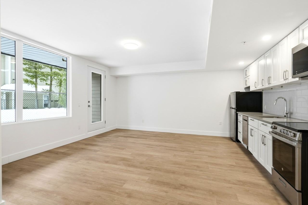 841 Grenon Avenue - Photo 2 of 26