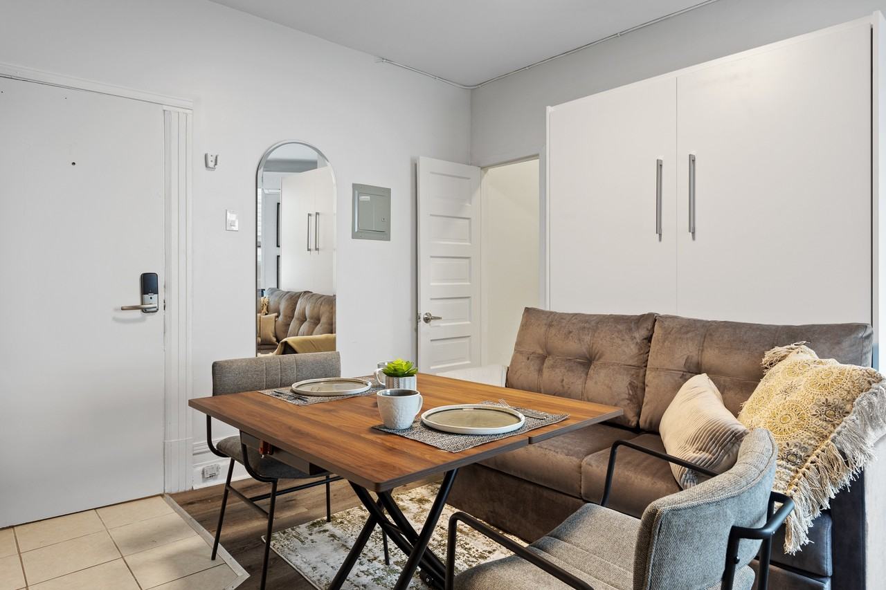 360 Friel - Photo 5 of 50