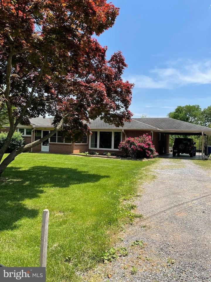 21 E Loudoun St - Photo 2 of 21