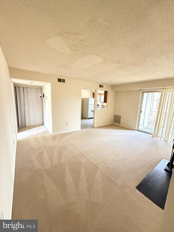 12276 Stevenson Ct Unit 12276 - Photo 2 of 15