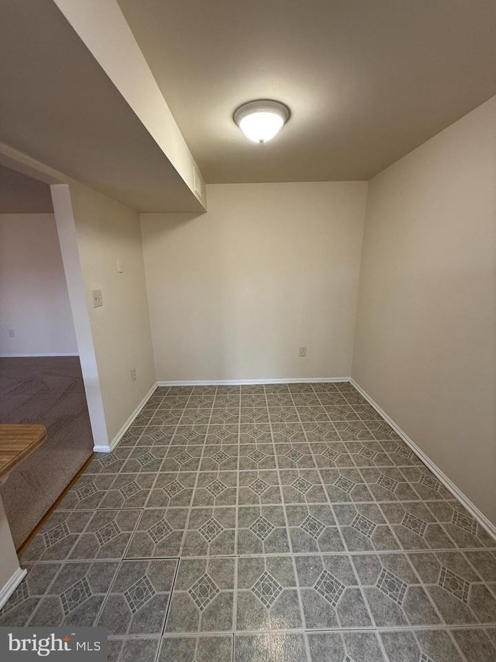 12276 Stevenson Ct Unit 12276 - Photo 5 of 15