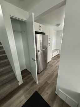 11208 51 St Nw - Photo 2 of 16