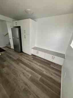 11208 51 St Nw - Photo 5 of 16