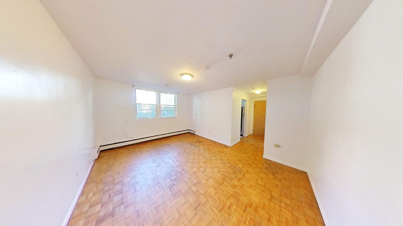 6059 Shirley Street - Photo 7 of 11