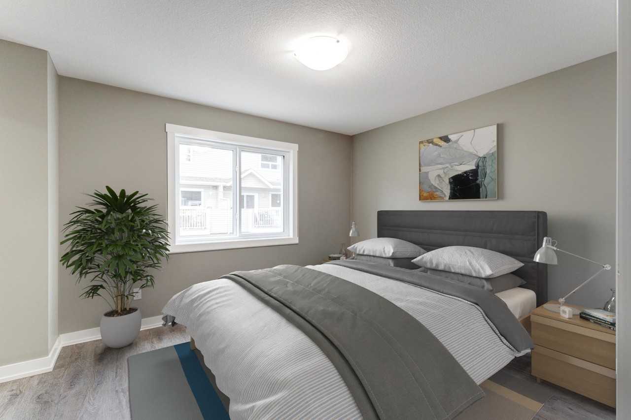 10923 77 Avenue Northwest - Photo 3 of 15