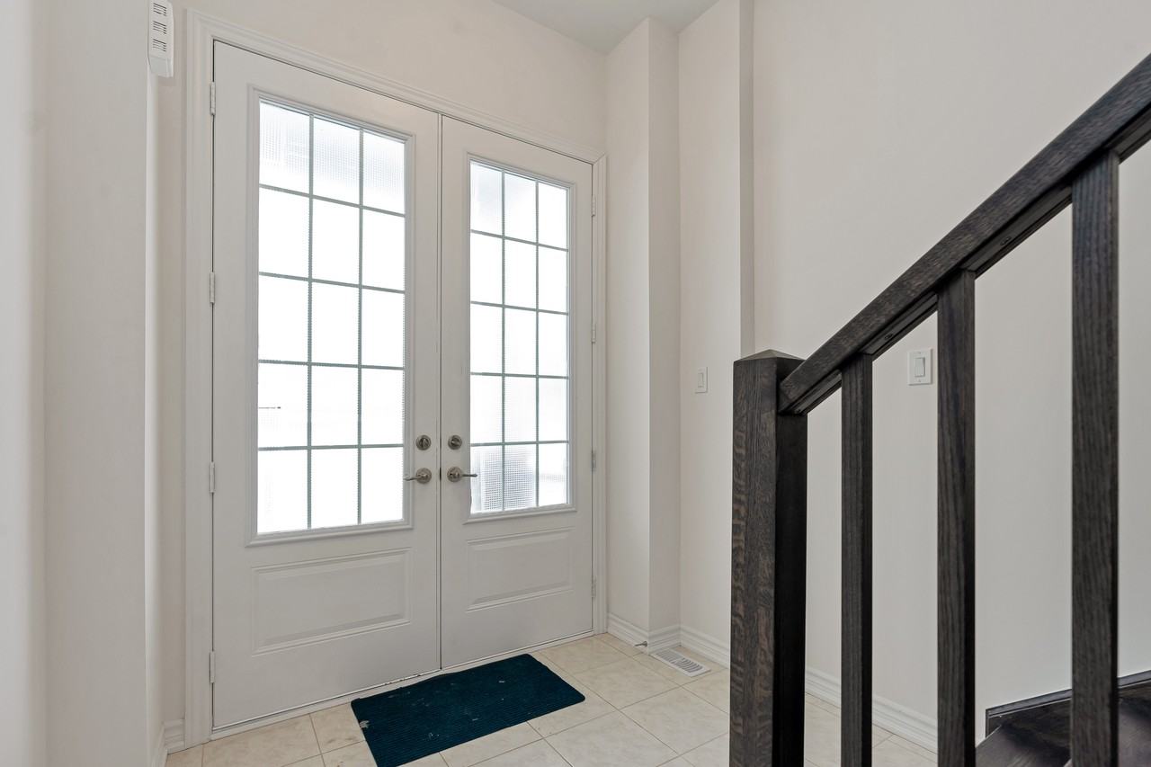 190 Beechwood Forest Ln, Gravenhurst, ON P1P, Canada - Photo 3 of 32