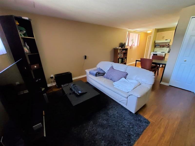 78 Centrepointe Drive - Photo 5 of 9