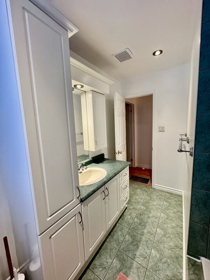 412 Rue Murphy - Photo 5 of 20