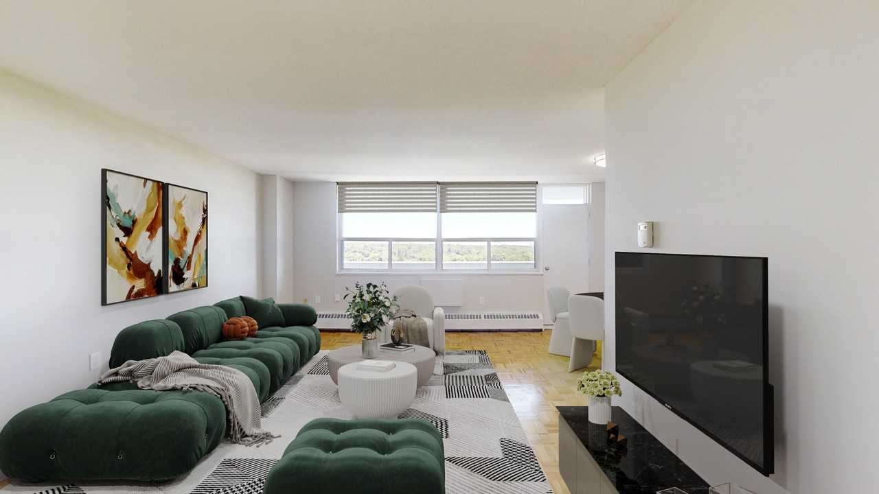 111 Inverlochy Boulevard - Photo 2 of 11