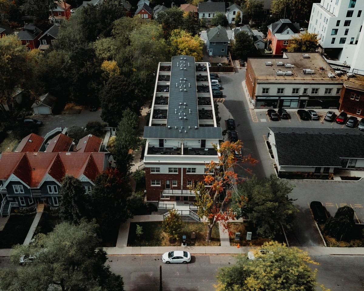 574 Princess Street - Photo 2 of 6