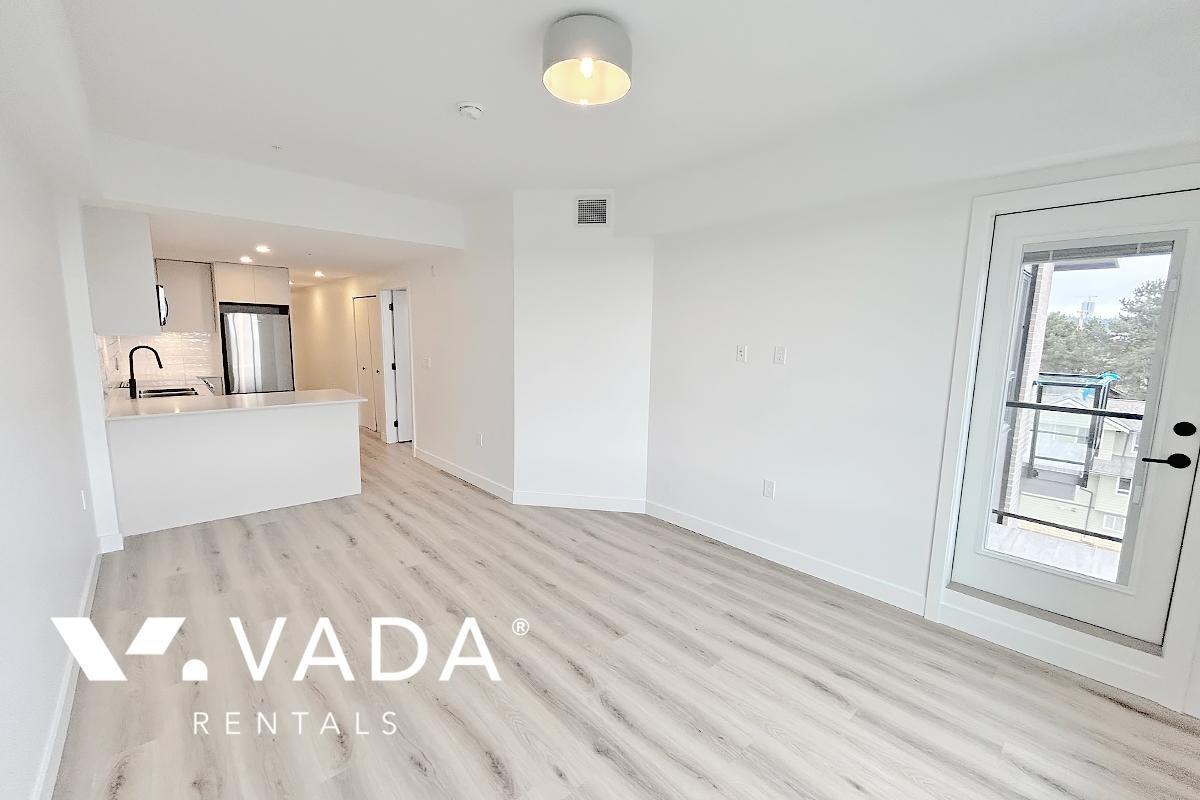 3068 Kingsway - Photo 4 of 10