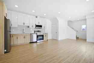 2 Villeneuve Blvd - Photo 1 of 1