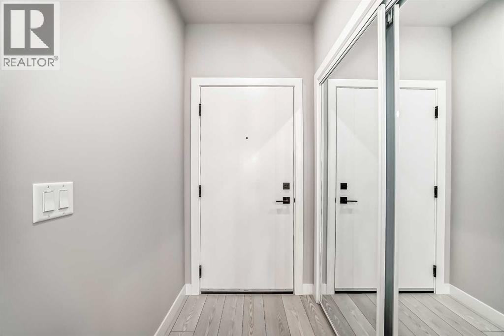 110 18a St Nw Unit 206 - Photo 2 of 33