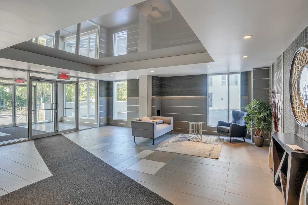 250-260-270 Maisonneuve - Photo 2 of 50