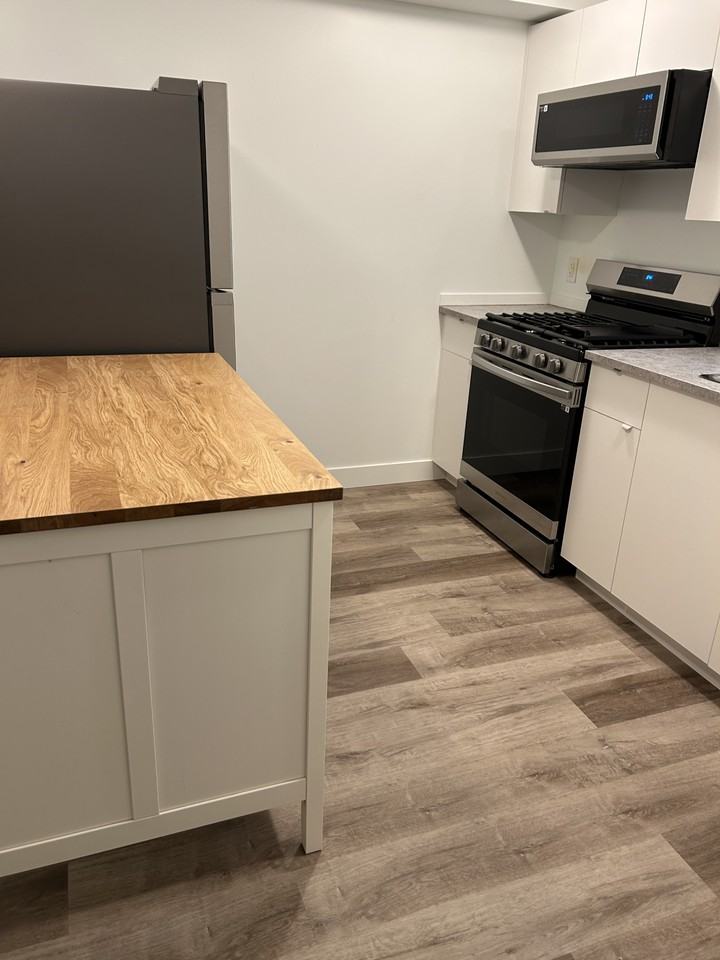 6404 119 Ave Nw - Photo 4 of 9