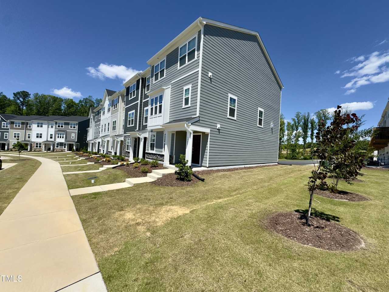 1797 Sweet Gardenia Way - Photo 3 of 41