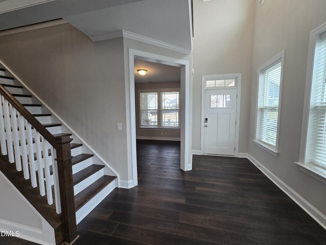 105 Sweetbriar Rose Ct - Photo 2 of 28