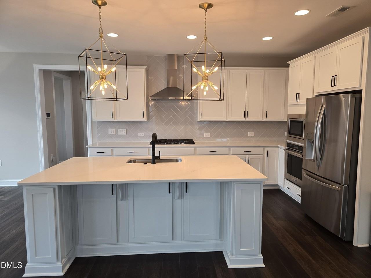 105 Sweetbriar Rose Ct - Photo 7 of 28