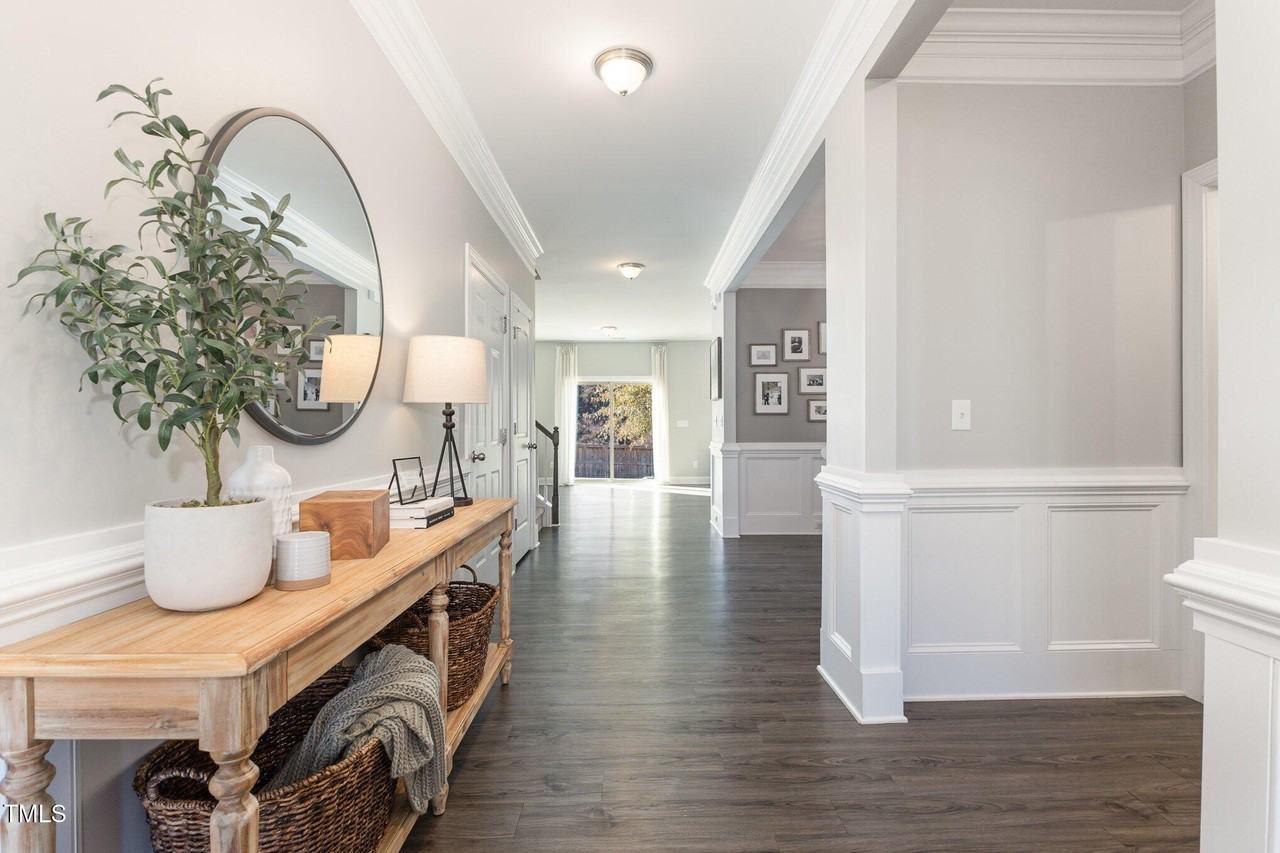 641 Groveview Wynd - Photo 5 of 30