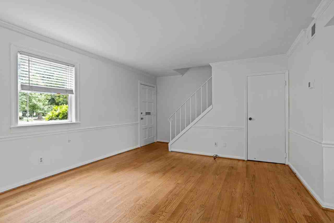 921 Saint Marys St - Photo 3 of 42