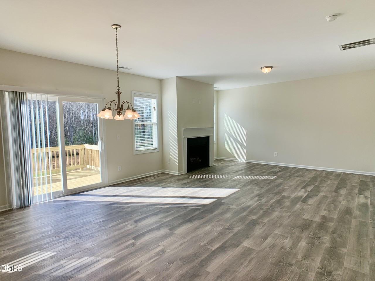 85 Henhouse Ct - Photo 3 of 20