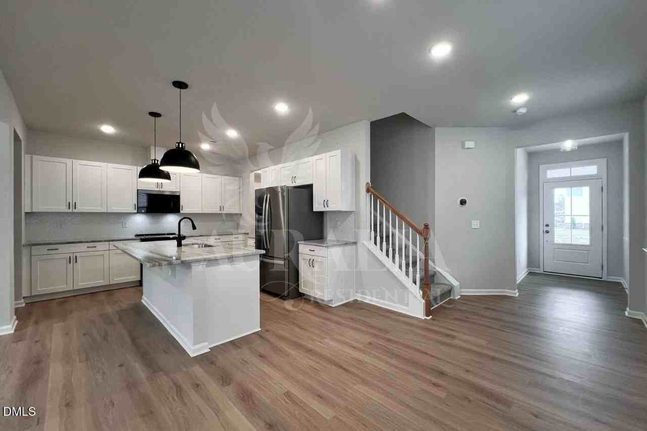 183 Anise Ln - Photo 6 of 31