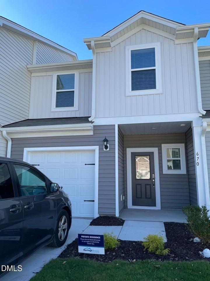 670 Rolling Fields Dr