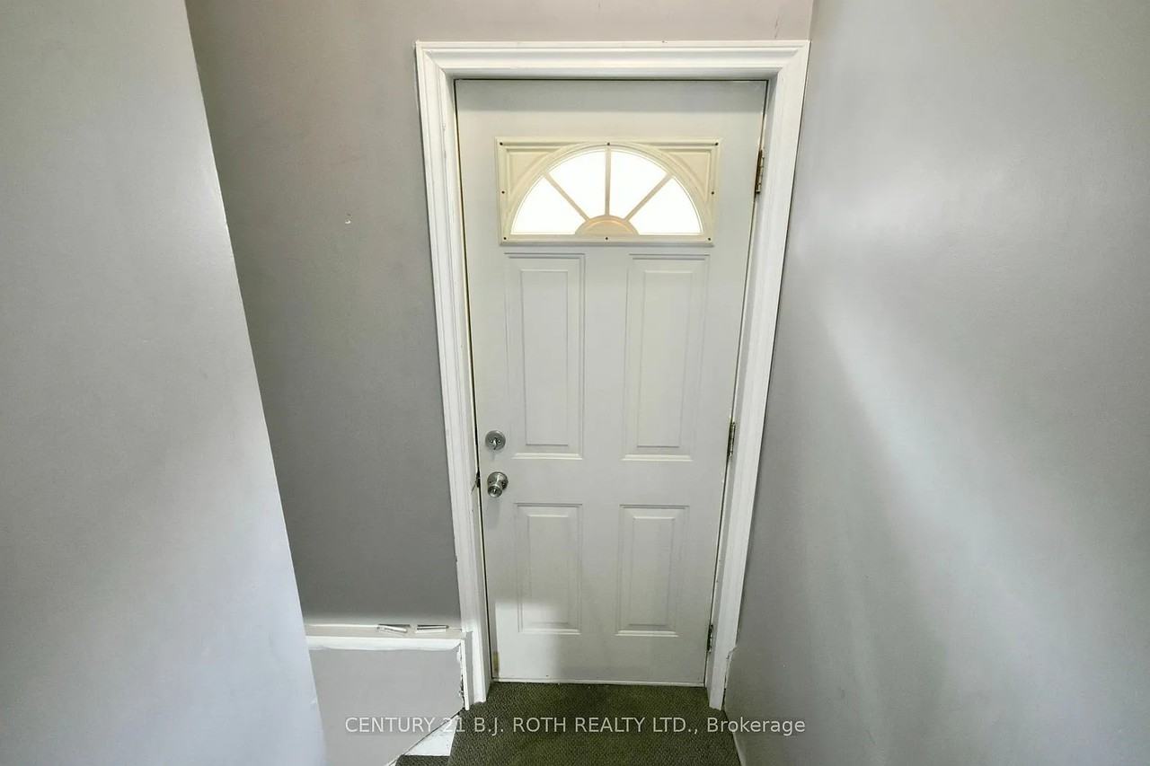 32 Shannon St - Photo 3 of 9