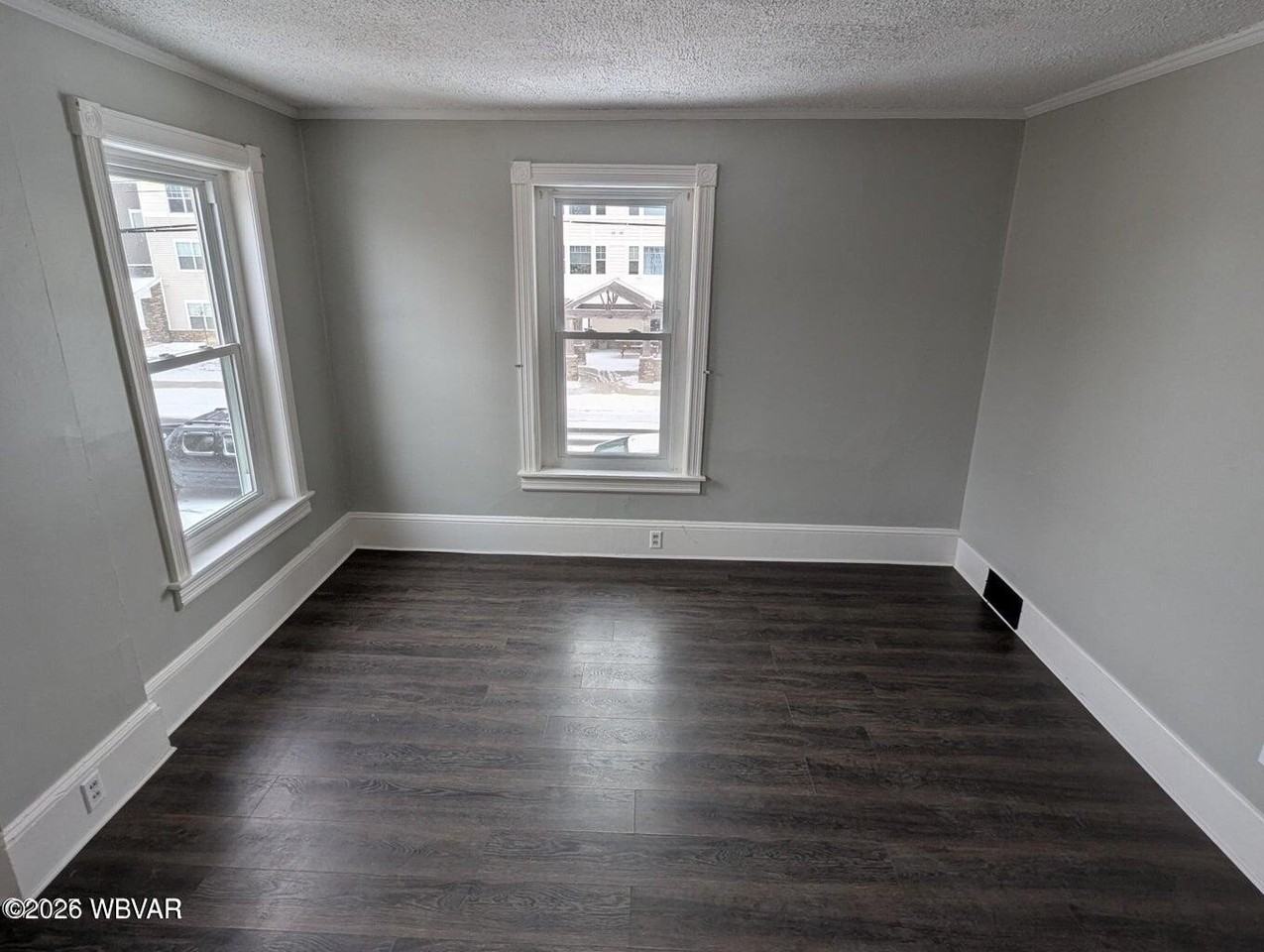 1612 Memorial Ave 2nd Fl - Photo 3 of 17