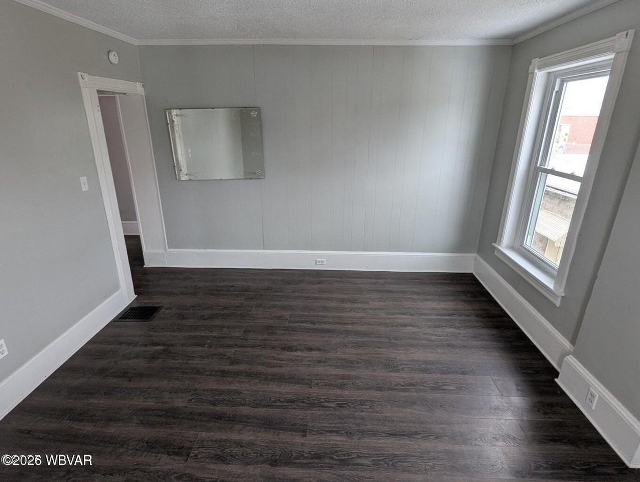 1612 Memorial Ave 2nd Fl - Photo 5 of 17