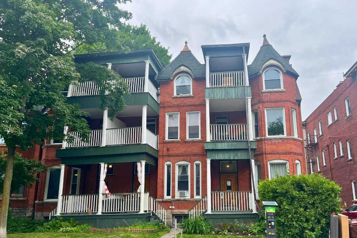 The Franklin Apartments - Photo 2 of 24