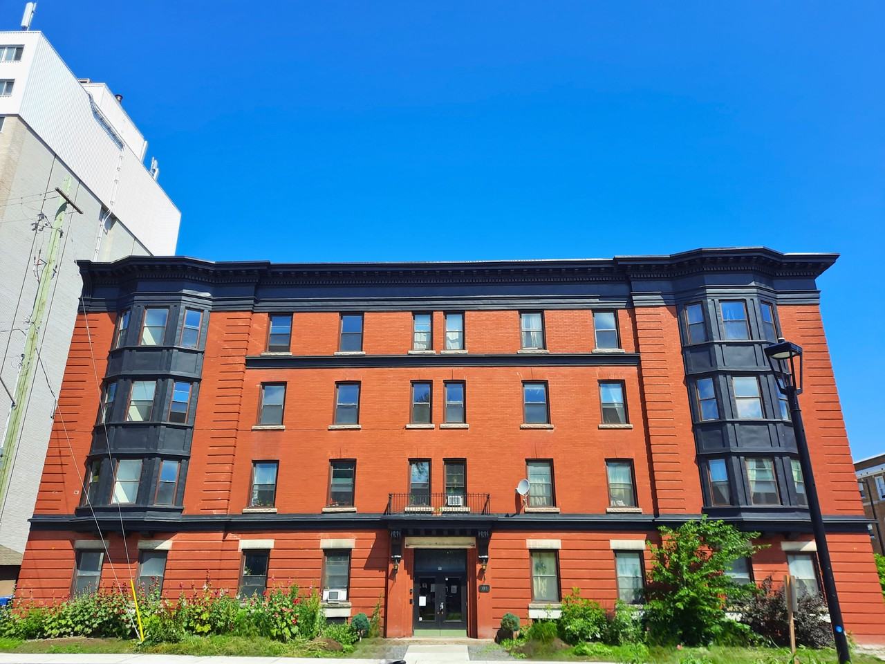 The Mackenzie Apartments - Photo 2 of 5