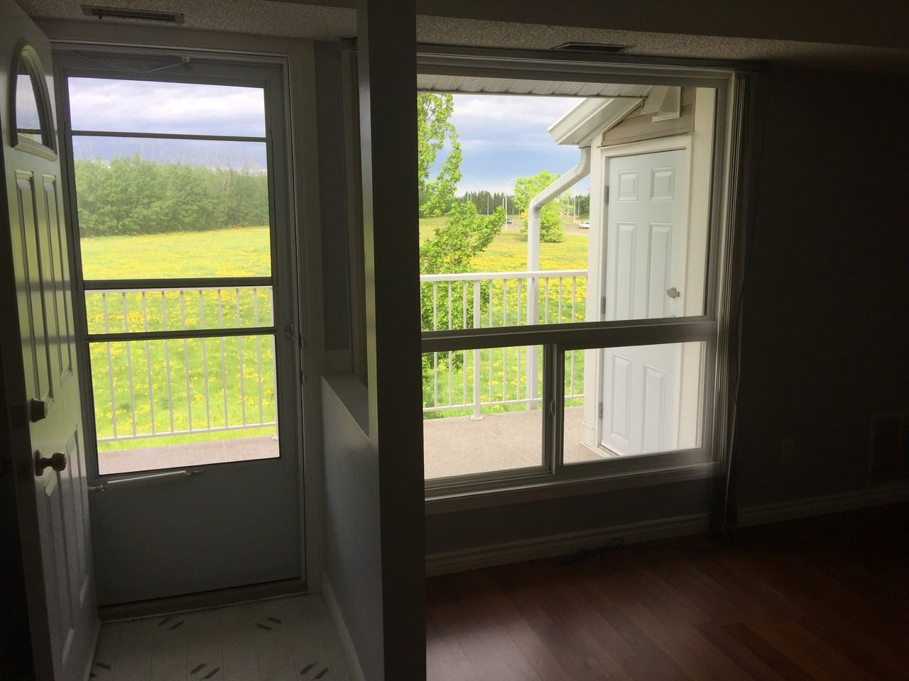 2204 118 Street - Photo 3 of 24