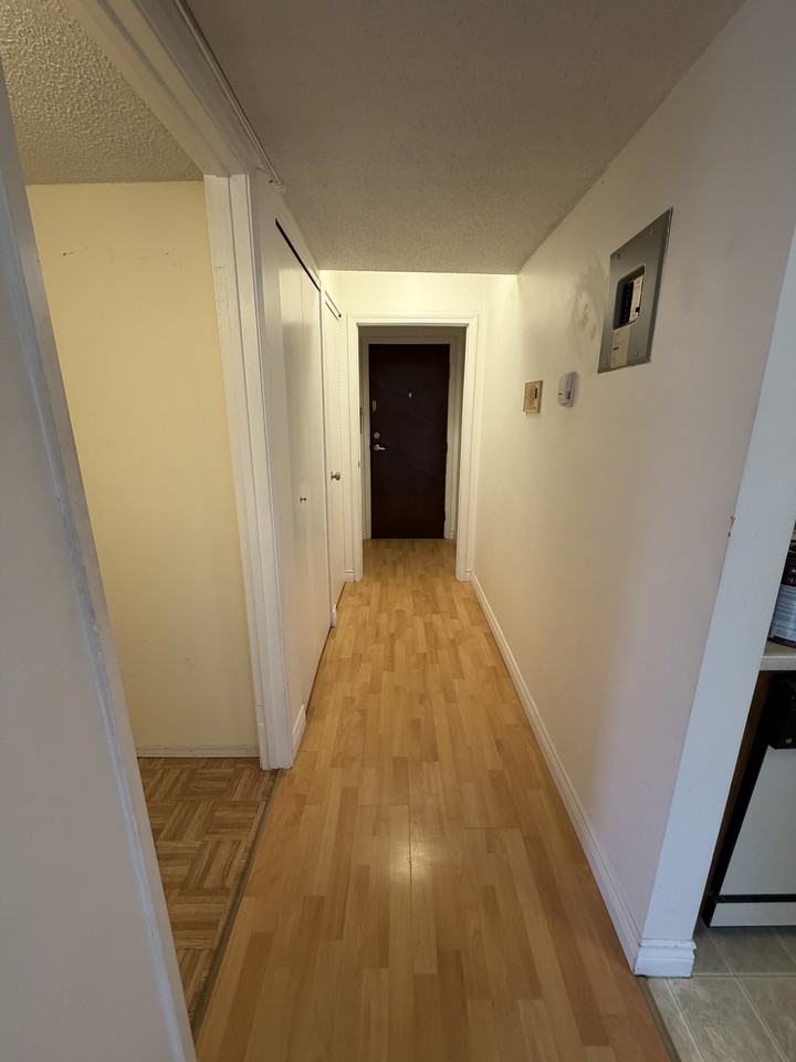 7407 171 Street # 104 - Photo 5 of 15