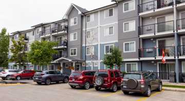 featured image of 2471 Main St