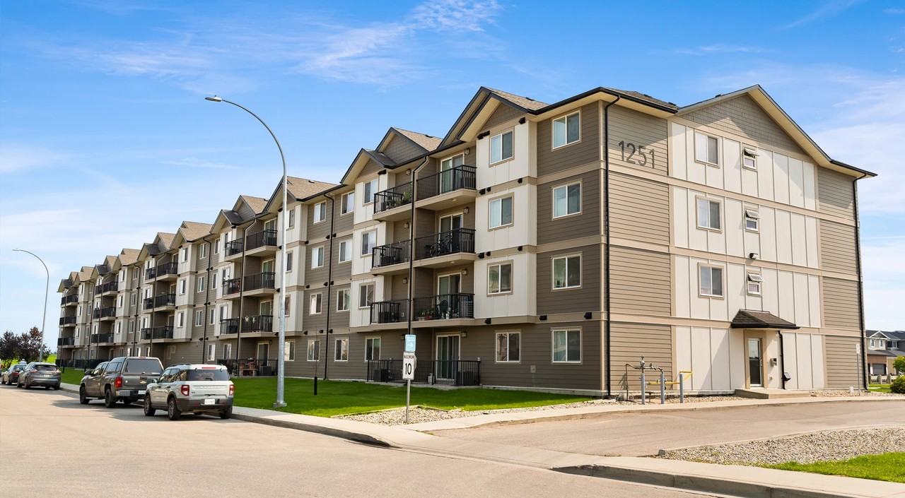 Henderson Meadows - Photo 2 of 17