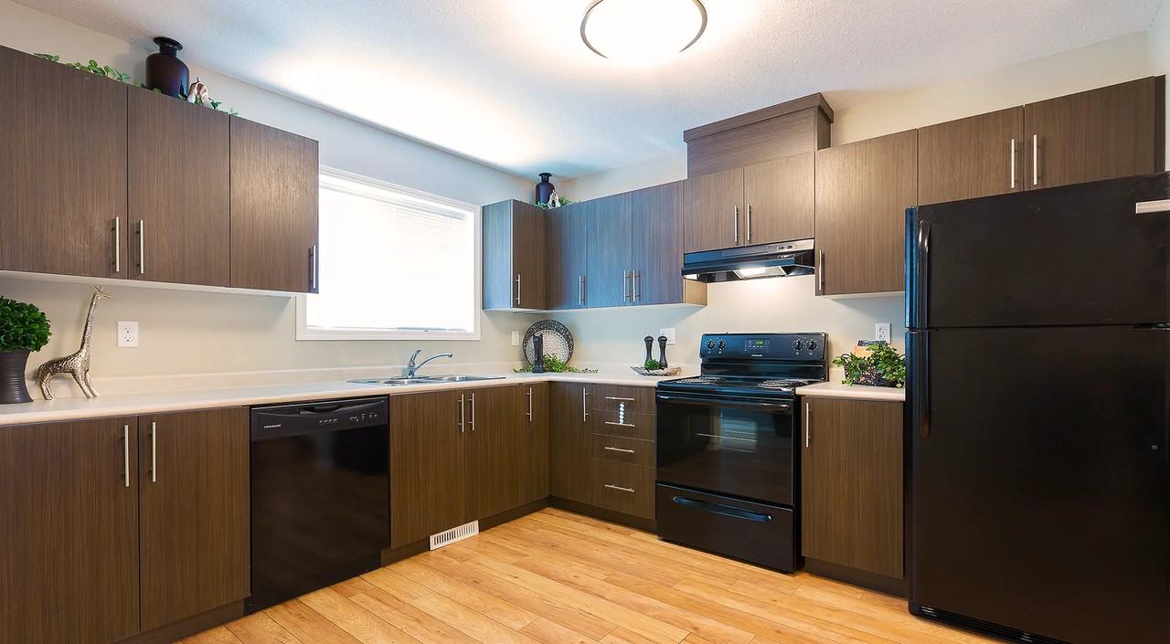 Birch Hills Townhomes - Photo 6 of 16